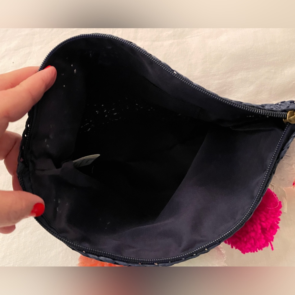 Shiraleah Navy Rio Zip Pouch Clutch Handbag w/ White Pink And Coral Pompoms NWT - Picture 4 of 6